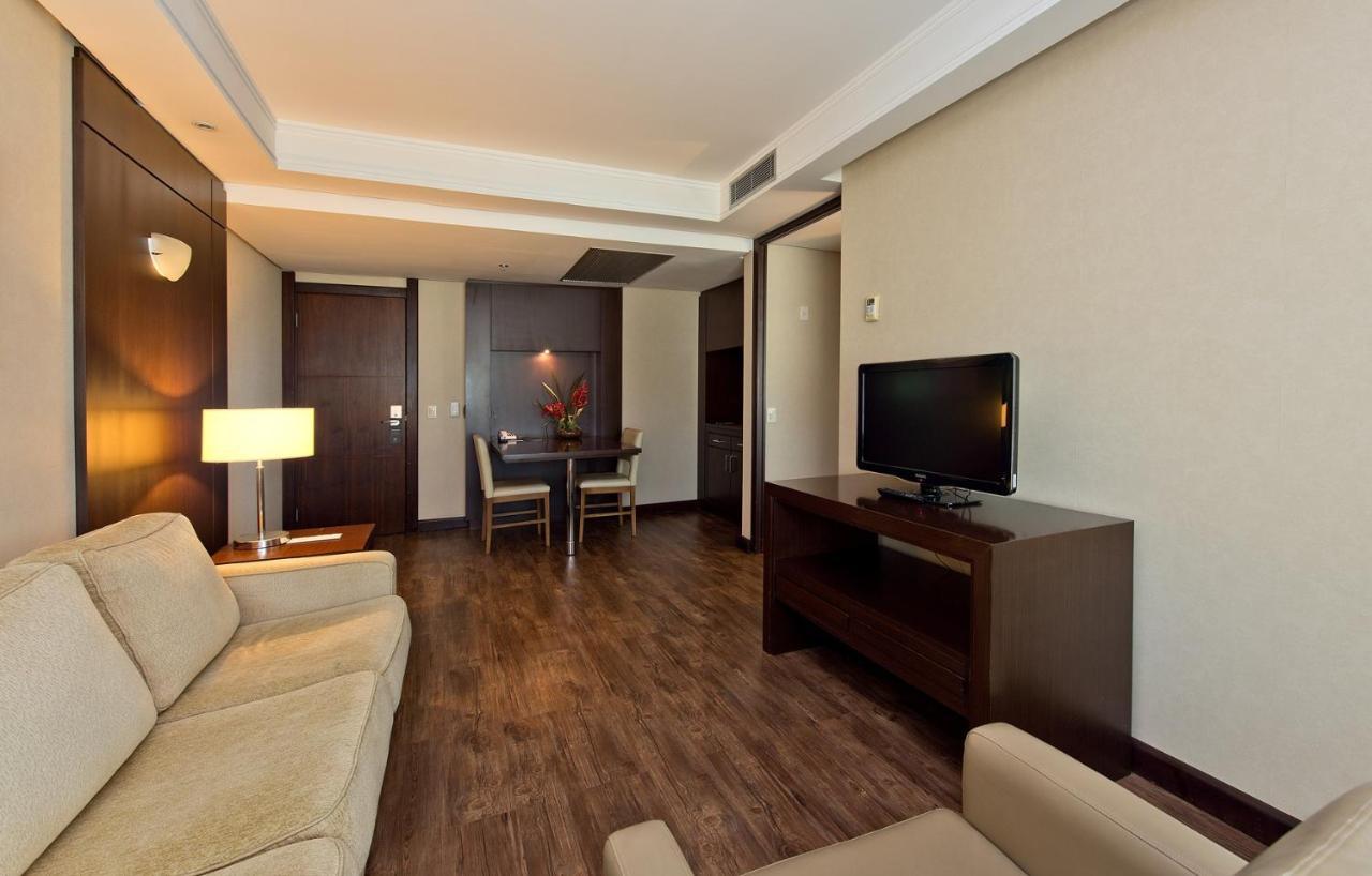 Majestic Palace Hotel Florianopolis Bagian luar foto Suite